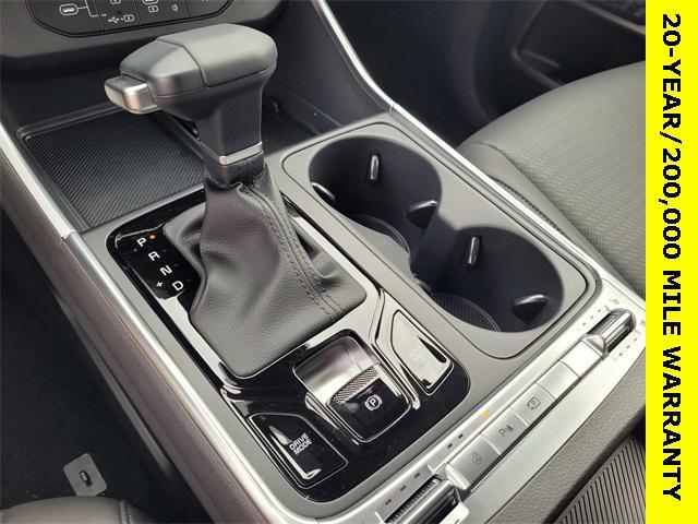 new 2025 Kia Carnival car, priced at $49,991
