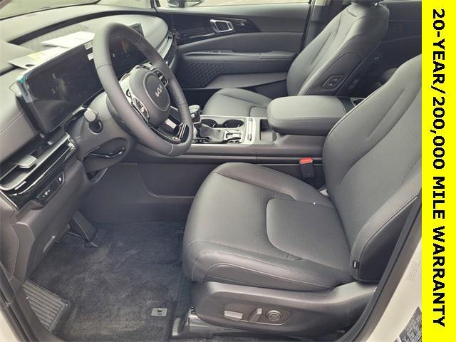 new 2025 Kia Carnival car, priced at $49,991