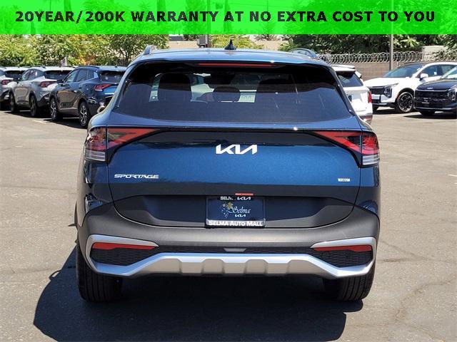 new 2025 Kia Sportage Hybrid car, priced at $32,520