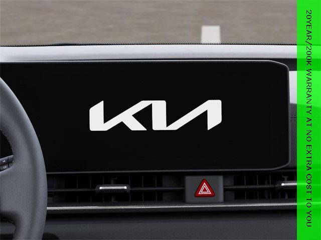 new 2026 Kia Carnival Hybrid car, priced at $45,530