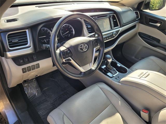 used 2017 Toyota Highlander car, priced at $19,999