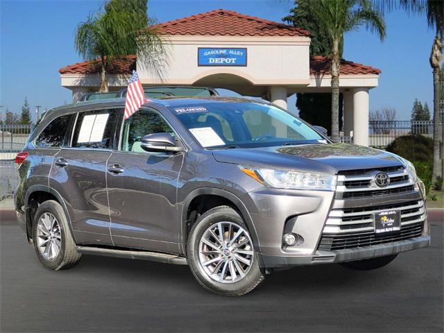used 2017 Toyota Highlander car, priced at $19,999