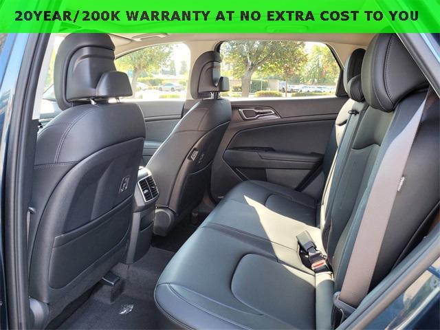 new 2025 Kia Sportage Hybrid car, priced at $34,310