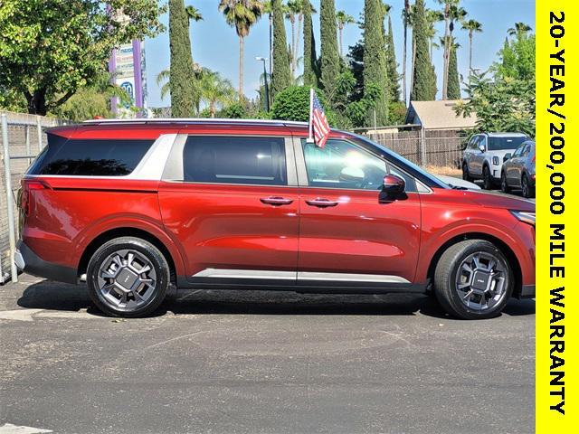 new 2025 Kia Carnival Hybrid car, priced at $42,821