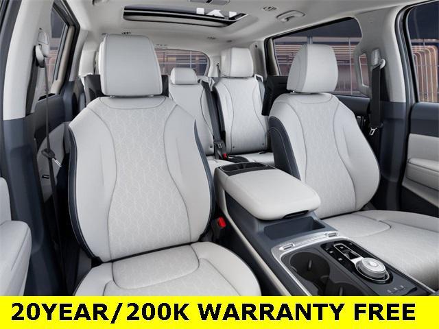 new 2025 Kia Carnival Hybrid car, priced at $52,755