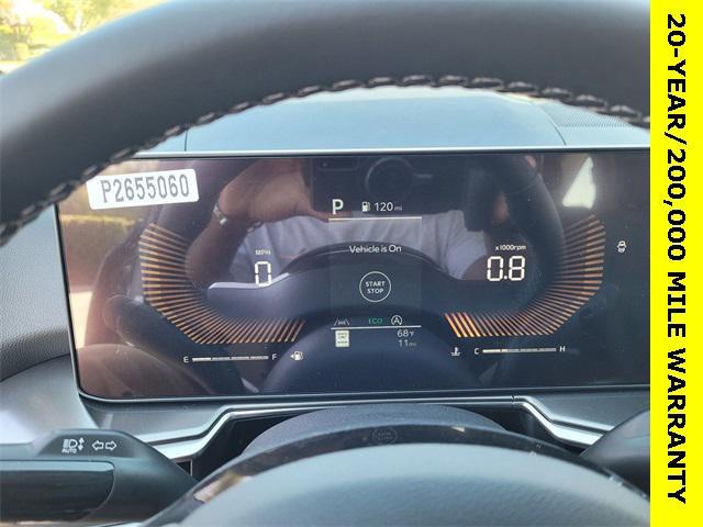new 2025 Kia Sorento car, priced at $35,990
