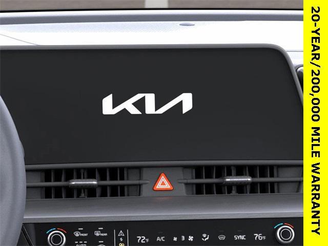 new 2025 Kia Sportage Hybrid car, priced at $34,930