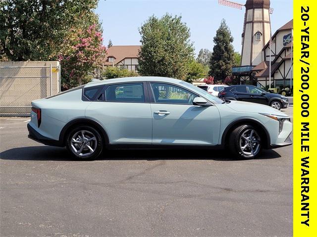 new 2025 Kia K4 car, priced at $23,665