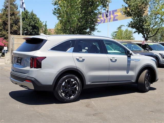 new 2025 Kia Sorento car, priced at $35,055