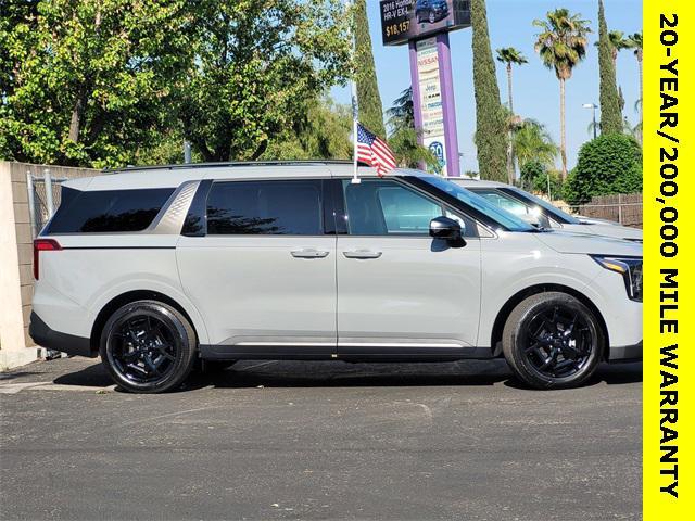 new 2025 Kia Carnival Hybrid car, priced at $50,878