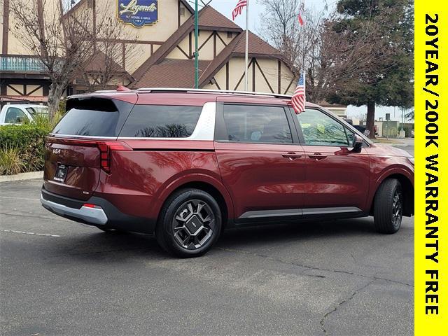 new 2025 Kia Carnival Hybrid car, priced at $43,459