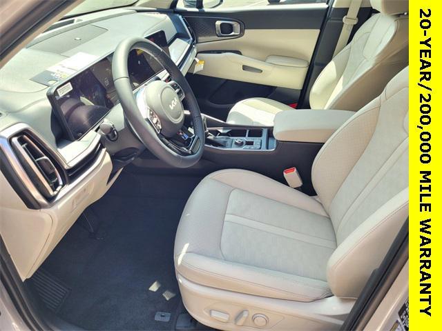 new 2025 Kia Sorento car, priced at $38,055
