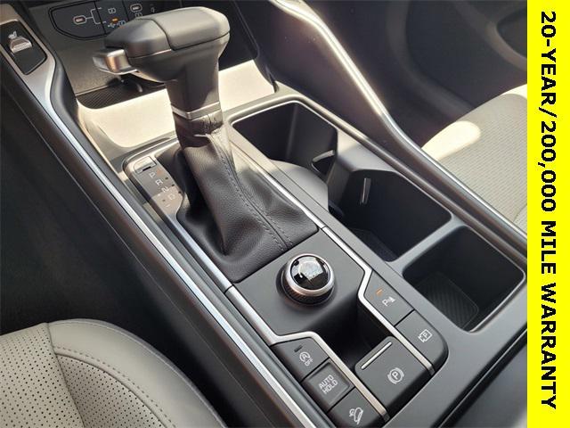 new 2025 Kia Sorento car, priced at $38,055