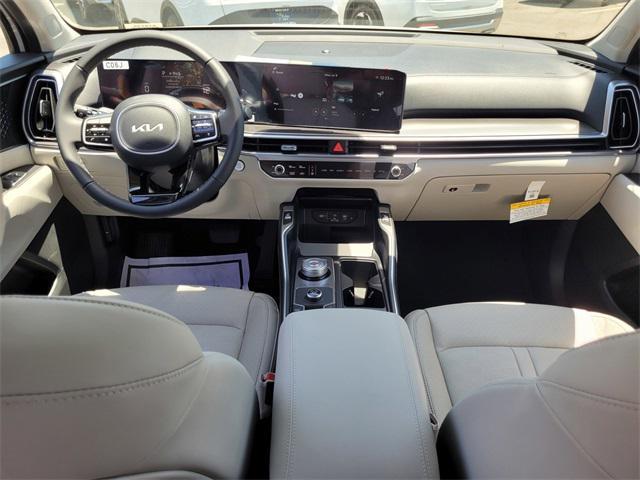 new 2025 Kia Sorento Hybrid car, priced at $39,655
