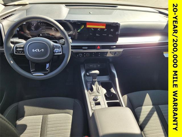 new 2025 Kia Sorento car, priced at $30,446