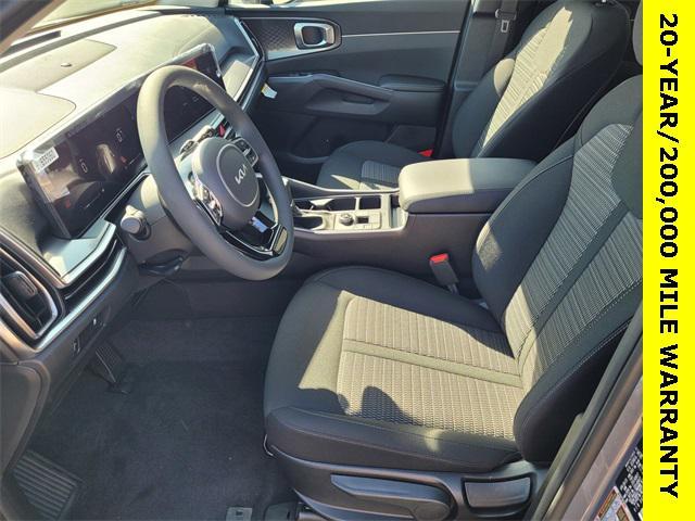 new 2025 Kia Sorento car, priced at $30,446
