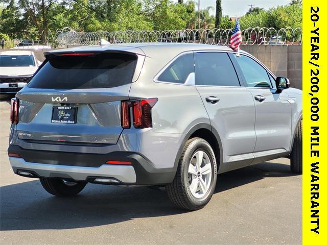 new 2025 Kia Sorento car, priced at $30,446