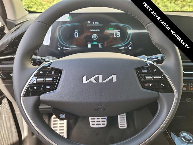 new 2025 Kia Niro car, priced at $33,640