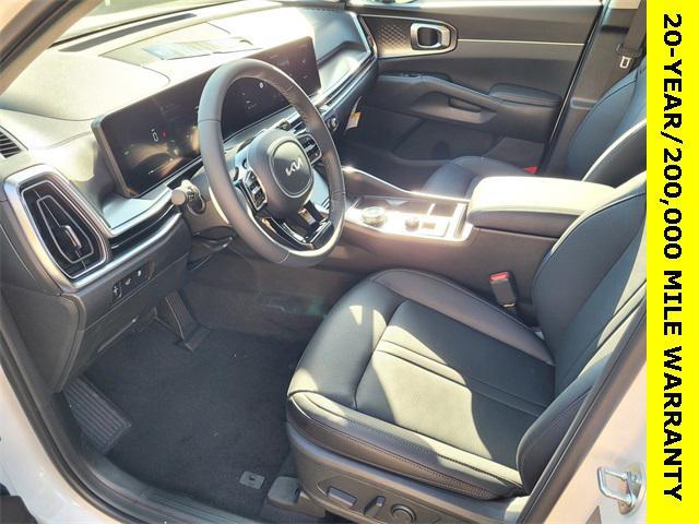 new 2025 Kia Sorento Hybrid car, priced at $39,625