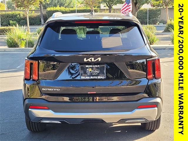 new 2025 Kia Sorento car, priced at $33,920