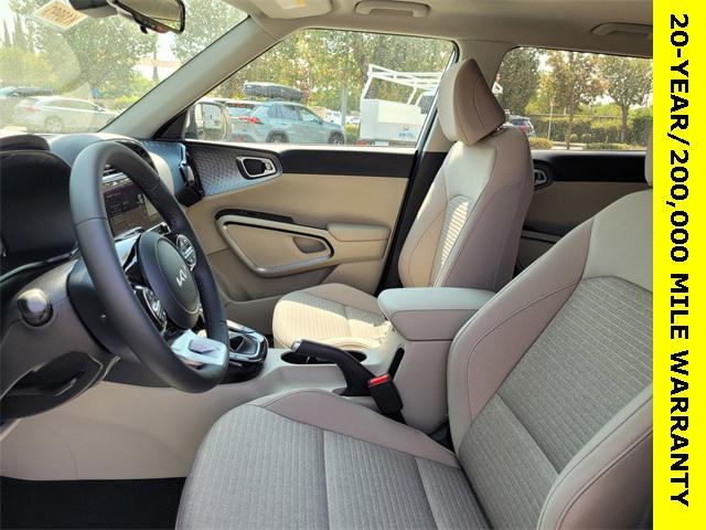 new 2025 Kia Soul car, priced at $26,280