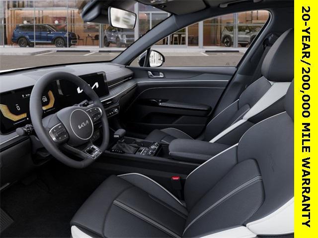 new 2025 Kia K5 car, priced at $30,550