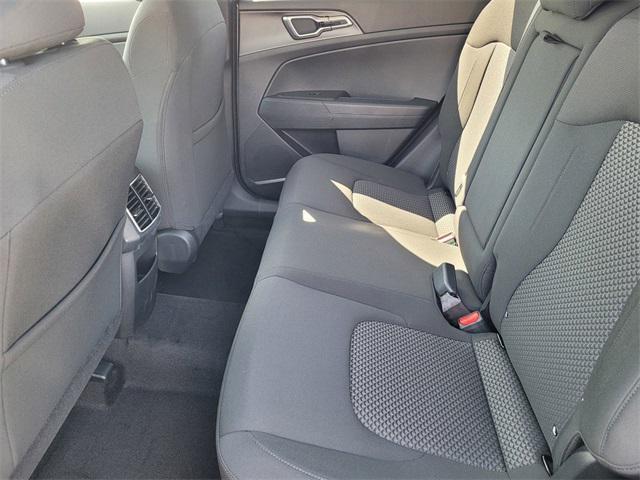 new 2025 Kia Sportage Hybrid car, priced at $30,124