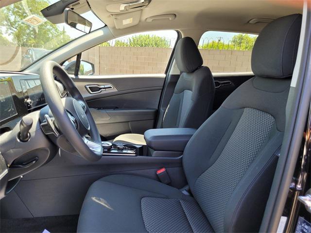 new 2025 Kia Sportage Hybrid car, priced at $30,124