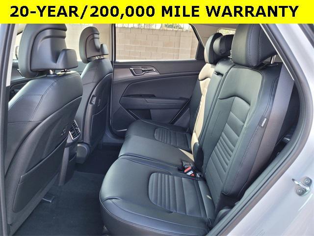 new 2025 Kia Sportage car, priced at $34,985