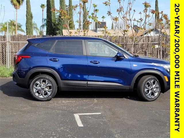 new 2025 Kia Seltos car, priced at $24,545