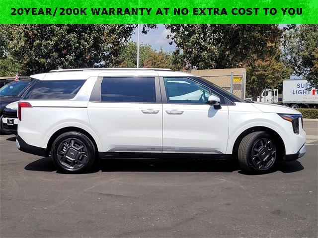 new 2026 Kia Carnival Hybrid car, priced at $45,385
