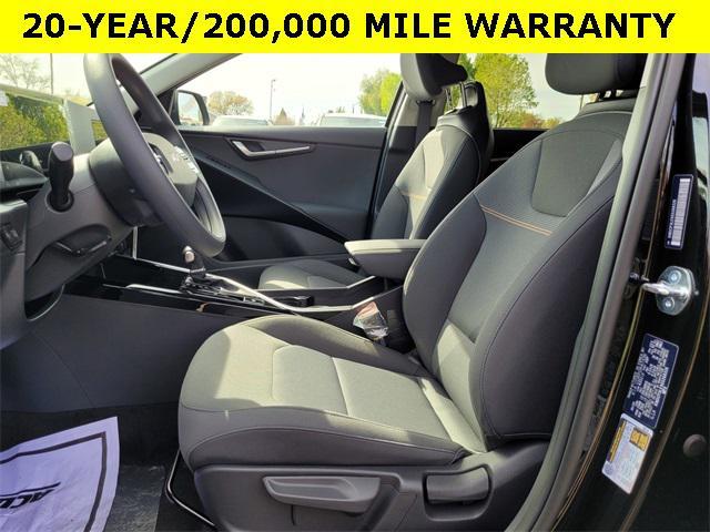 new 2025 Kia Niro car, priced at $28,155