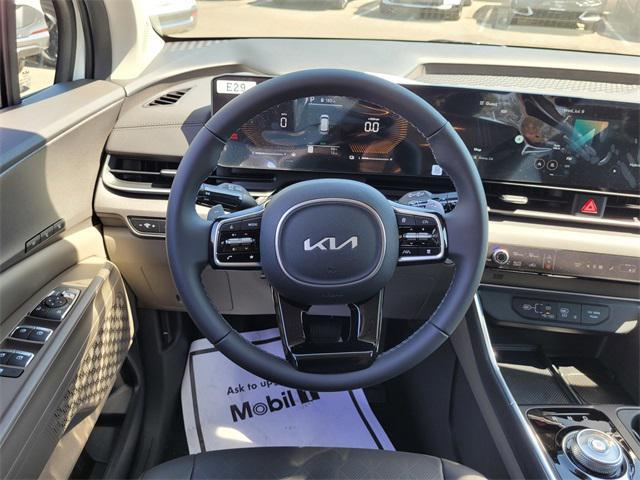 new 2026 Kia Carnival Hybrid car, priced at $45,385