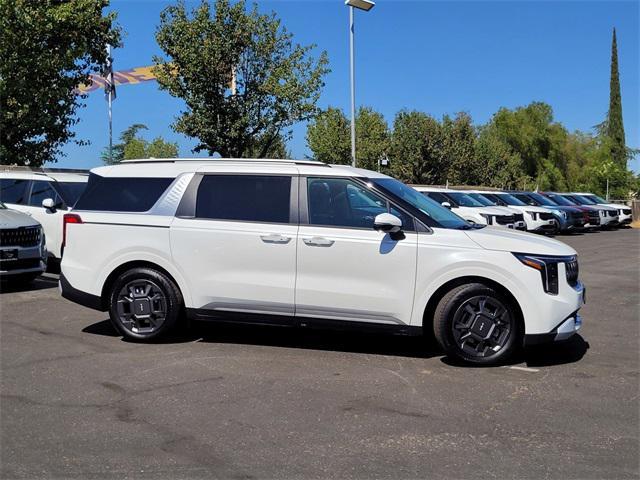 new 2026 Kia Carnival Hybrid car, priced at $45,385