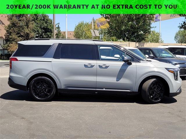 new 2026 Kia Carnival Hybrid car, priced at $50,285