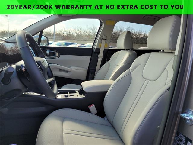 new 2026 Kia Sorento Hybrid car, priced at $40,810