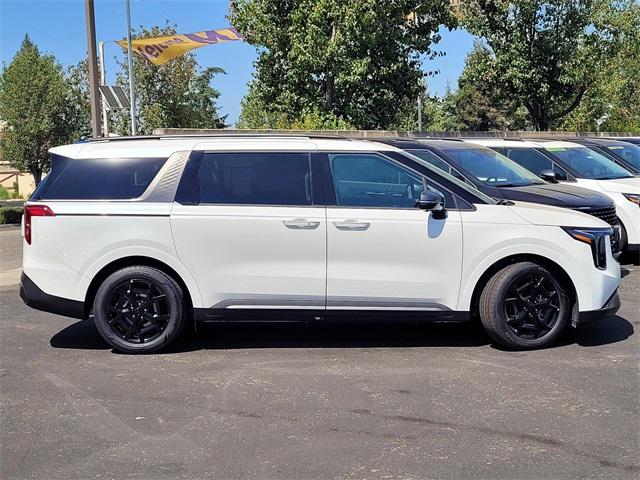 new 2025 Kia Carnival Hybrid car, priced at $49,500