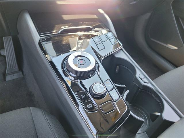 new 2025 Kia Sportage Hybrid car, priced at $30,970