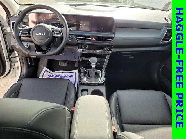 new 2025 Kia Seltos car, priced at $31,246