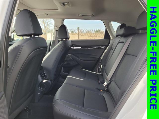 new 2025 Kia Seltos car, priced at $31,246