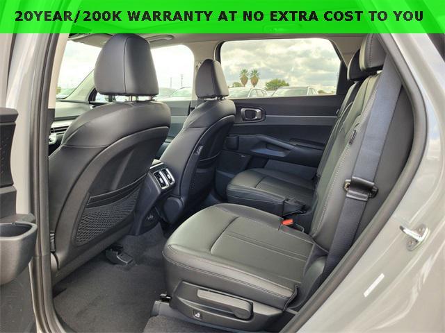 new 2026 Kia Sorento car, priced at $40,495