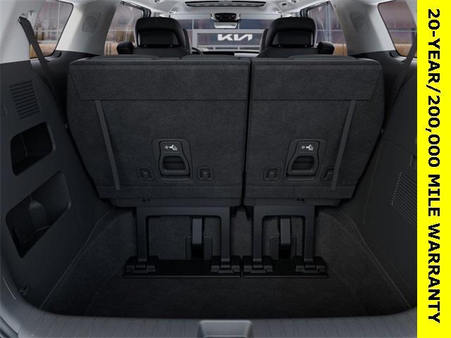 new 2025 Kia Carnival Hybrid car, priced at $54,125