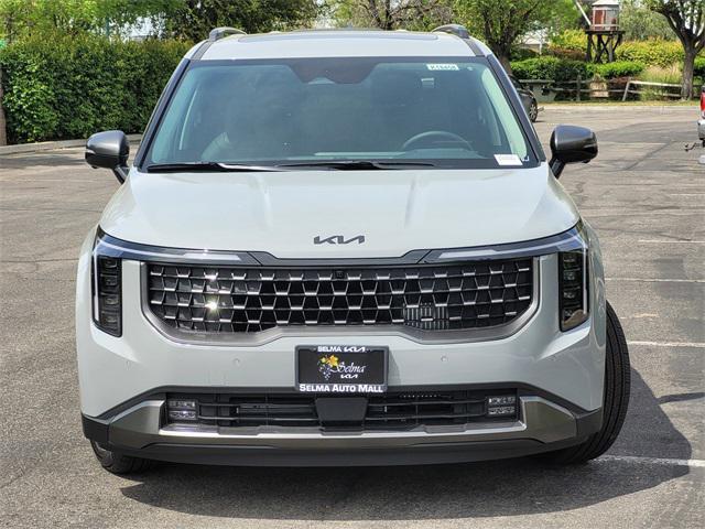 new 2025 Kia Carnival Hybrid car, priced at $54,125
