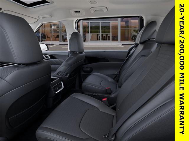 new 2025 Kia Carnival Hybrid car, priced at $54,125