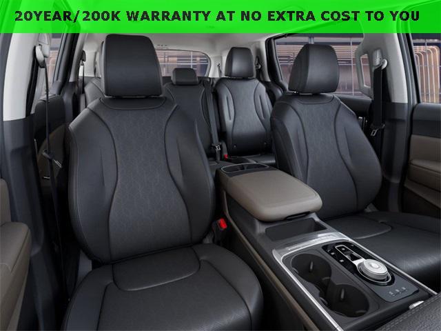 new 2026 Kia Carnival Hybrid car, priced at $45,530