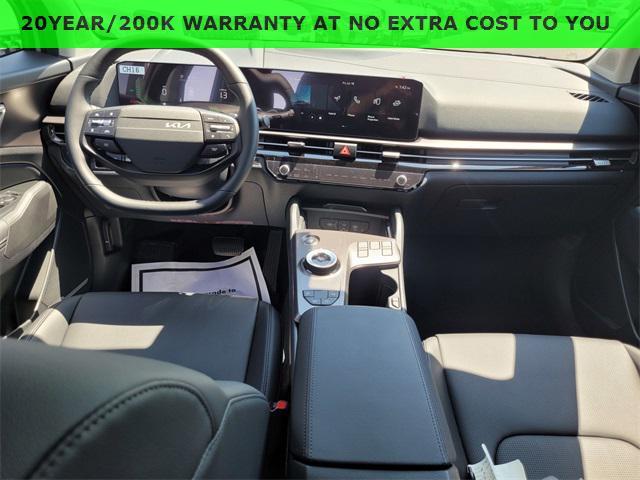 new 2026 Kia Sportage Hybrid car, priced at $35,660