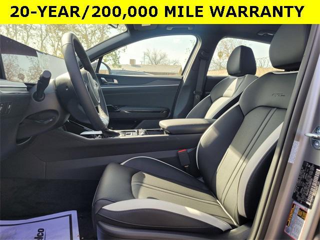 new 2025 Kia K5 car, priced at $31,245