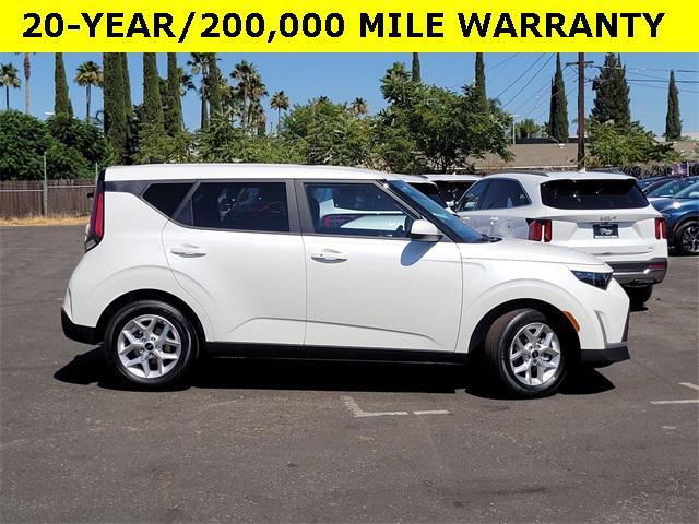 new 2025 Kia Soul car, priced at $23,396
