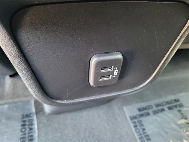 used 2024 Chevrolet Equinox car, priced at $21,991
