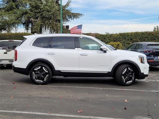 new 2025 Kia Telluride car, priced at $43,205